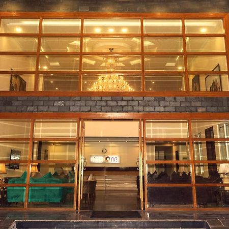 Hotel One 纳兰恩 外观 照片